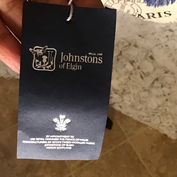 Johnstons of Elgin Blue Extra Fine Merino Wool Fringed Scarf Made in Scotland - Picture 6 of 10